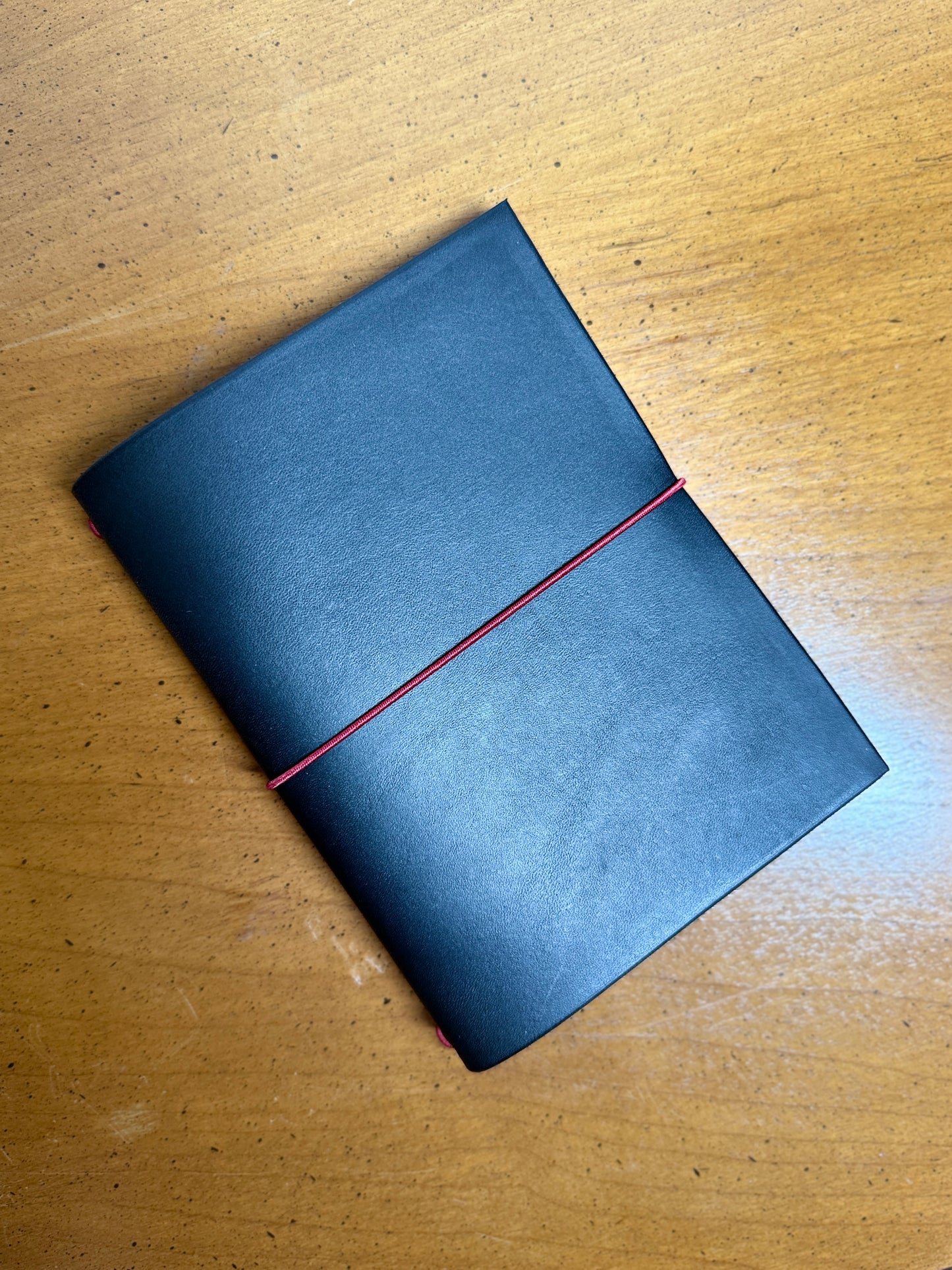 The Companion (S) – A6 Bifold Refillable Journal