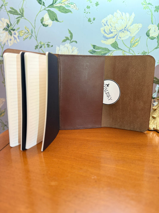 The Folio (M) – A5 Trifold Refillable Journal with Pocket