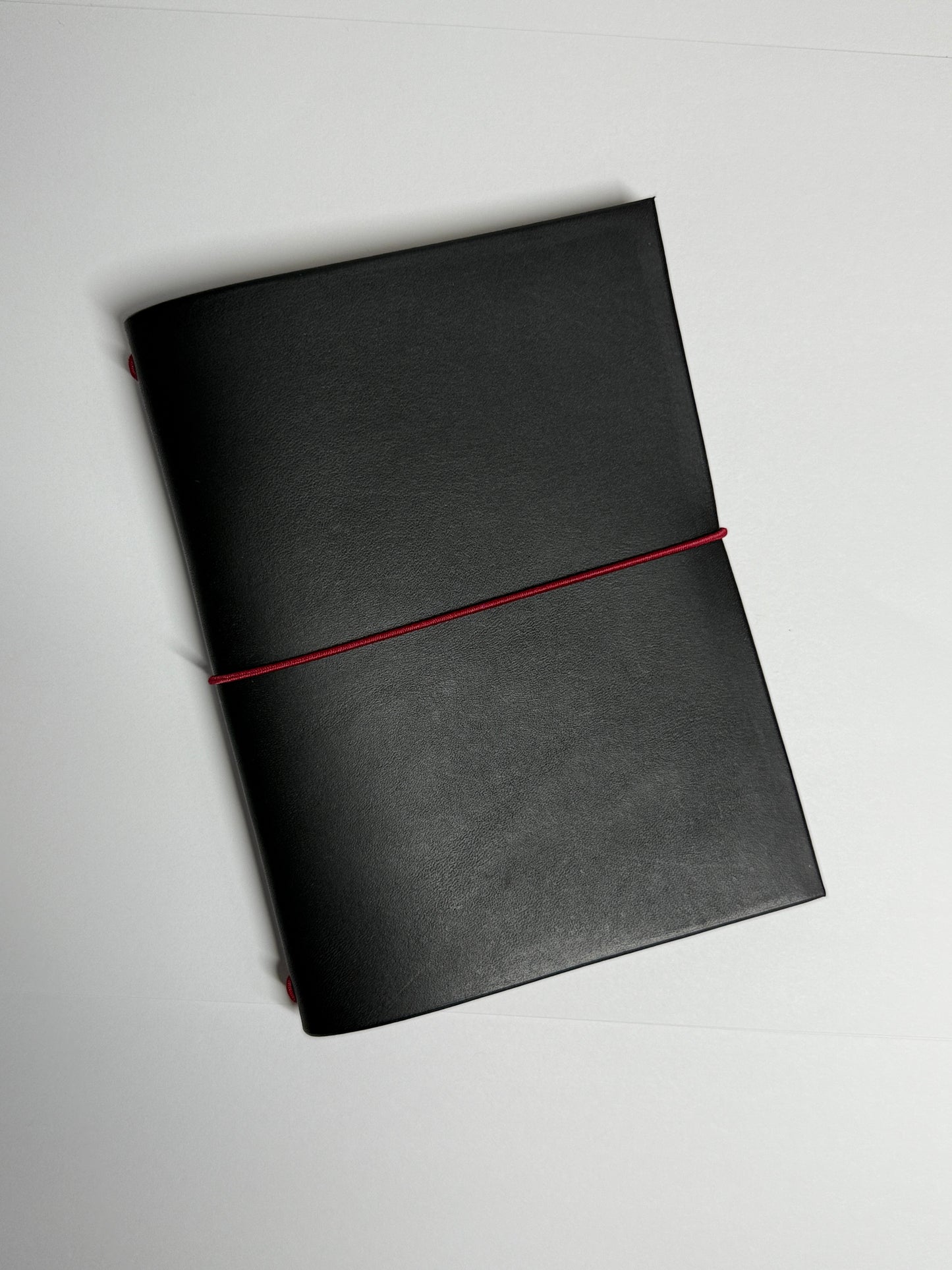 The Companion (S) – A6 Bifold Refillable Journal