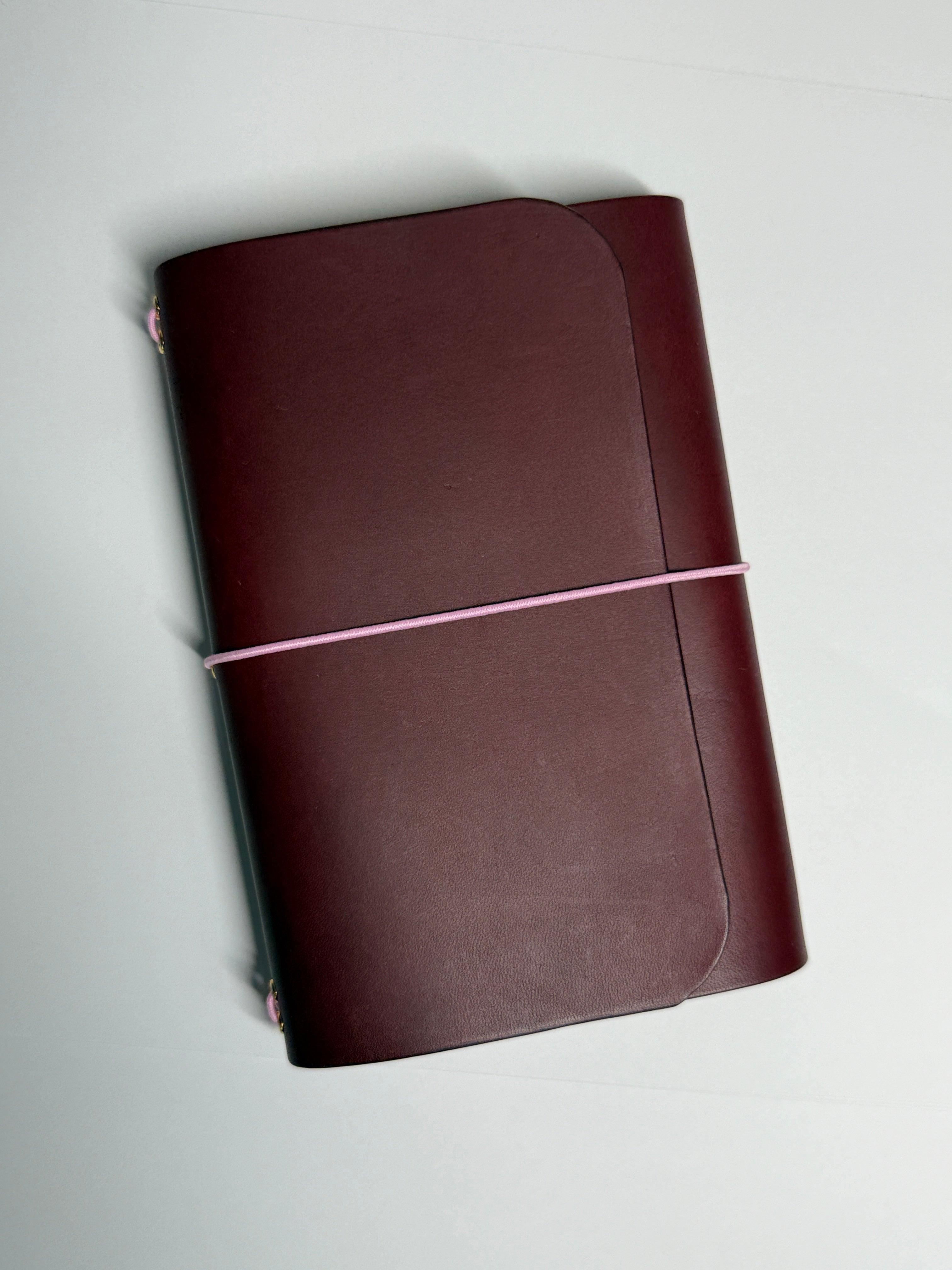 The Confidant (S) – A6 Trifold Refillable Journal – PALISKY