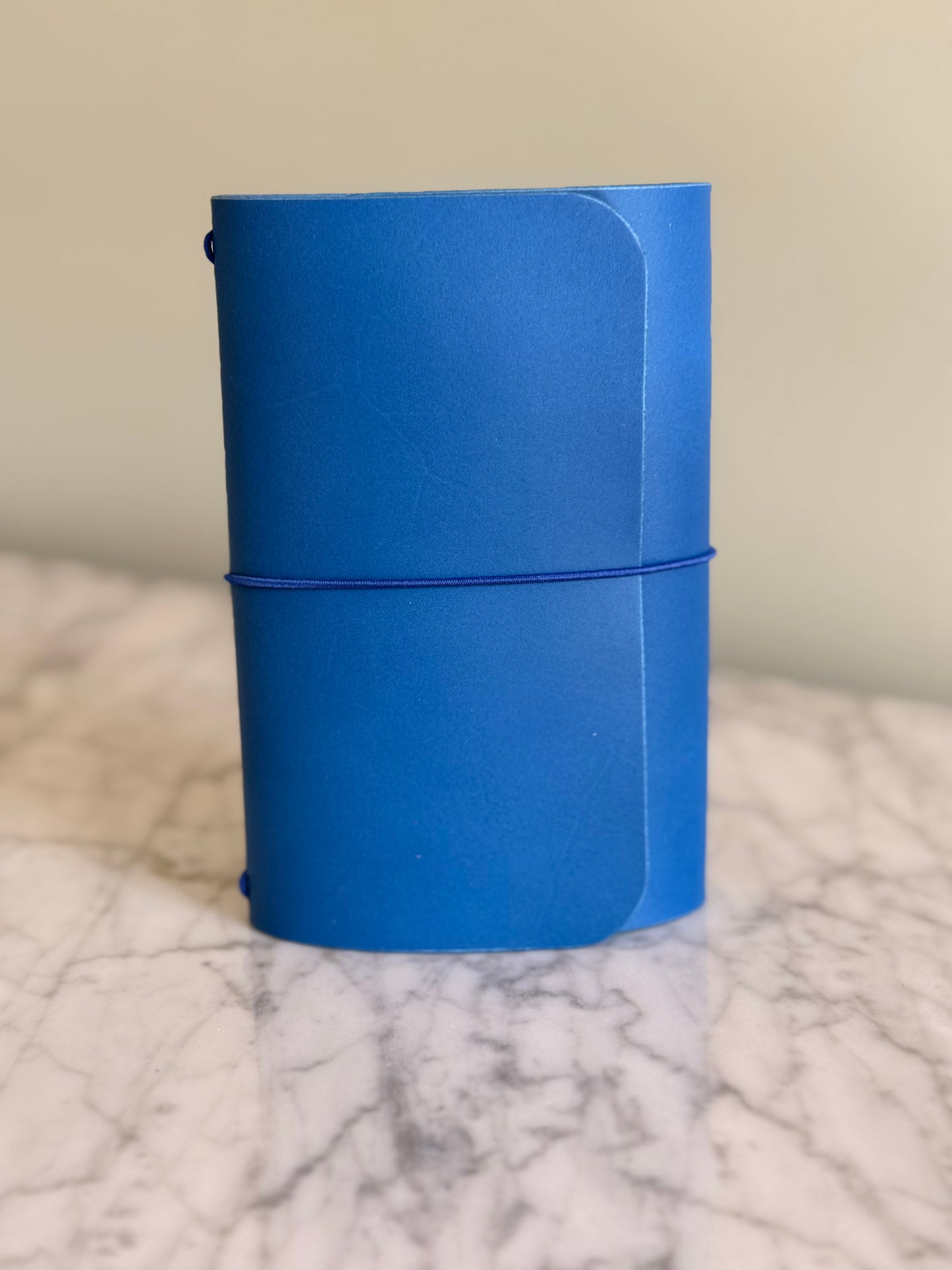 A6 Bright Cobalt